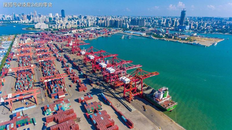 海南自贸港：机遇与挑战交织的现代化浪潮